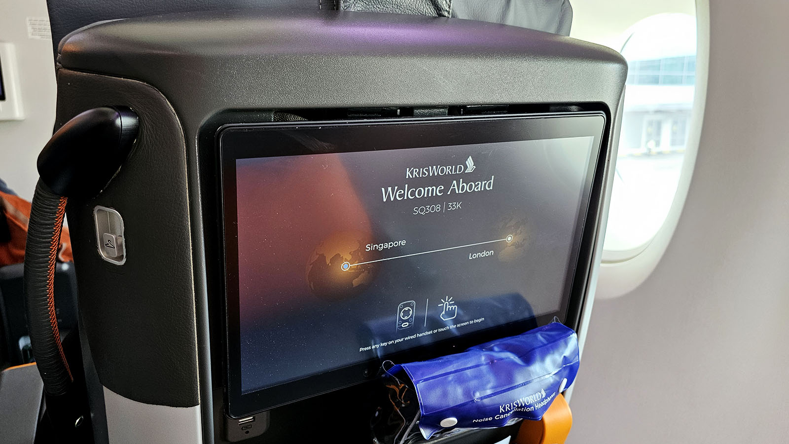 TV screen in Singapore Airlines Airbus A380 Premium Economy