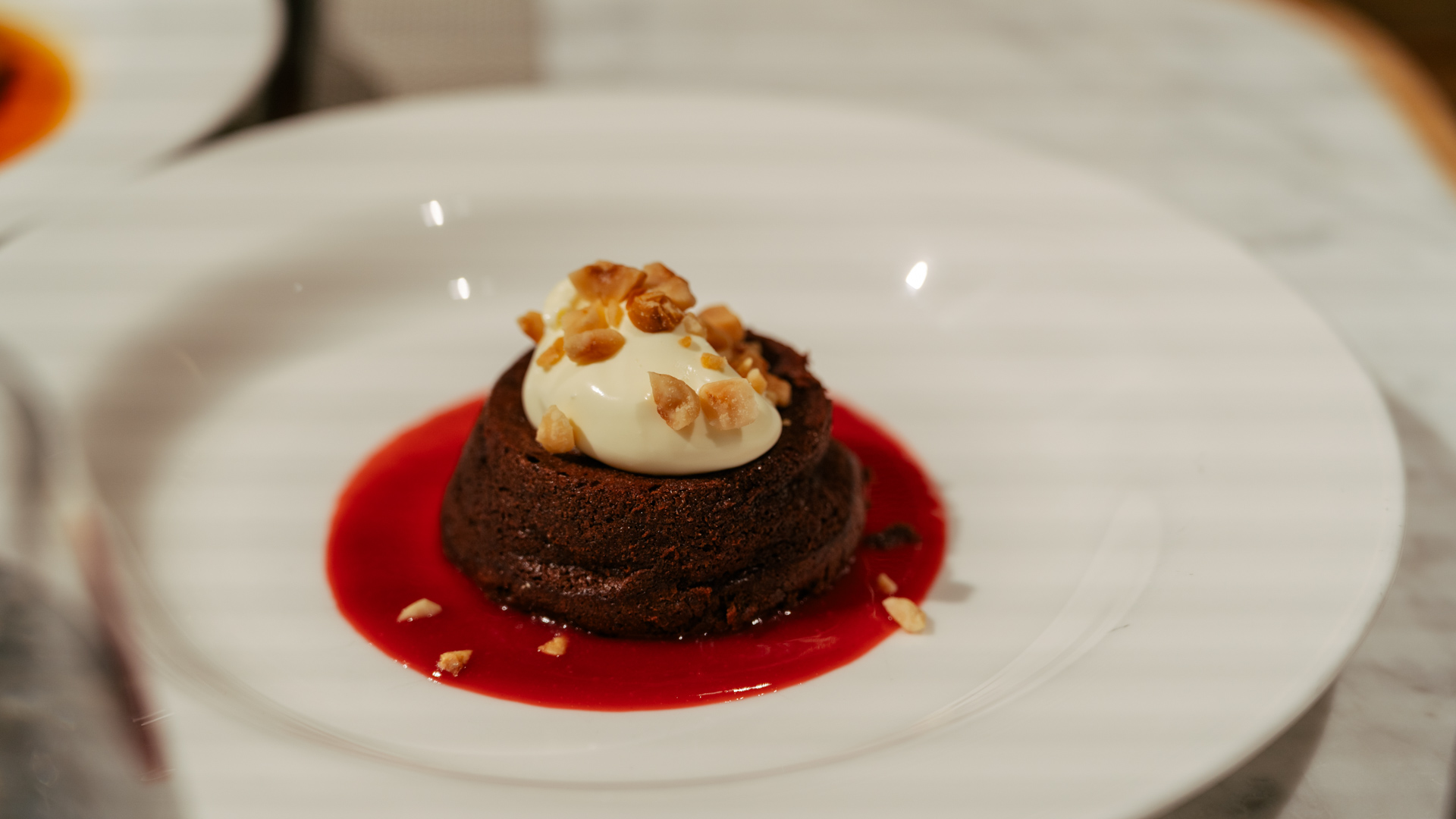 Qantas Singapore First Lounge flourless chocolate cake