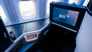 British Airways Boeing 777 Club World Suites Business Class (Singapore – Sydney)