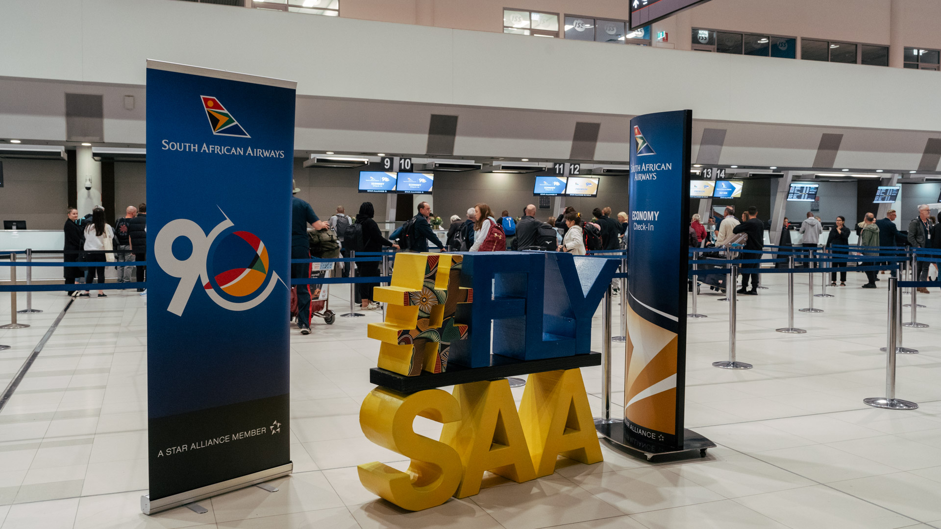 South African Airways A340 Perth check-in