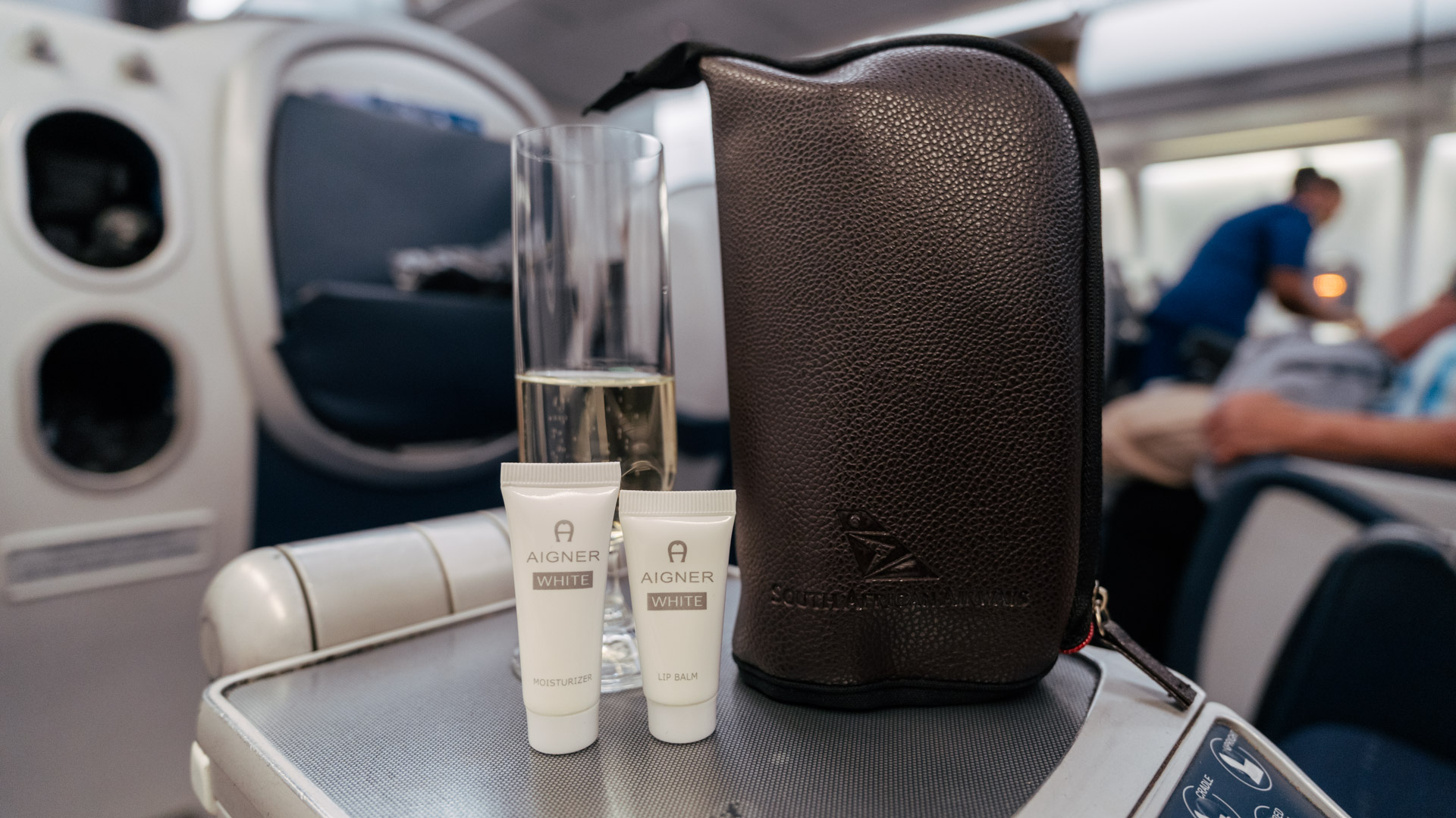 South African Airways A340 amenity kit