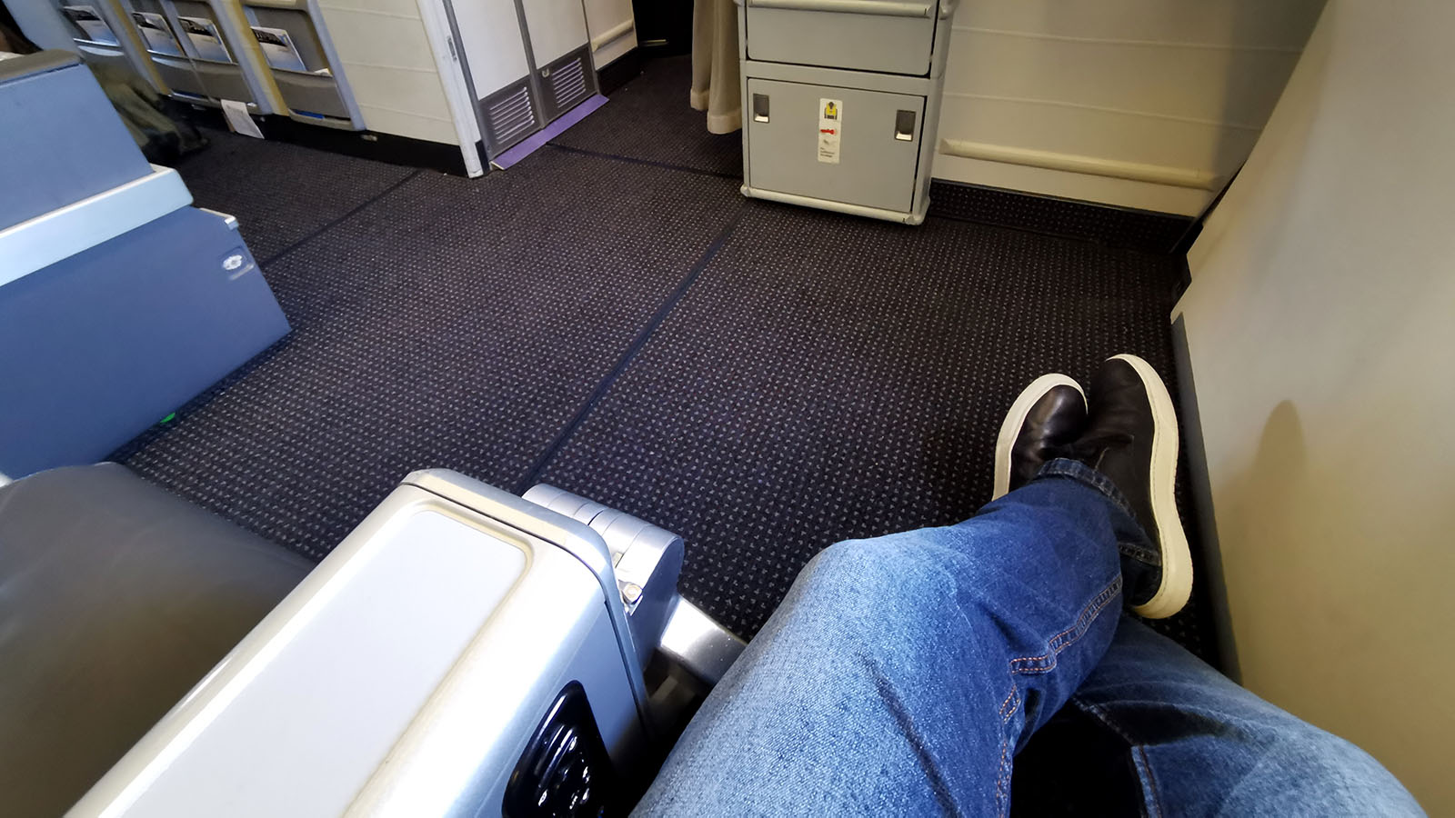 Stretch out in American Airlines Premium Economy