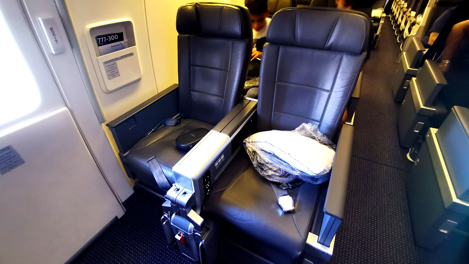 Seating in American Airlines Premium Economy
