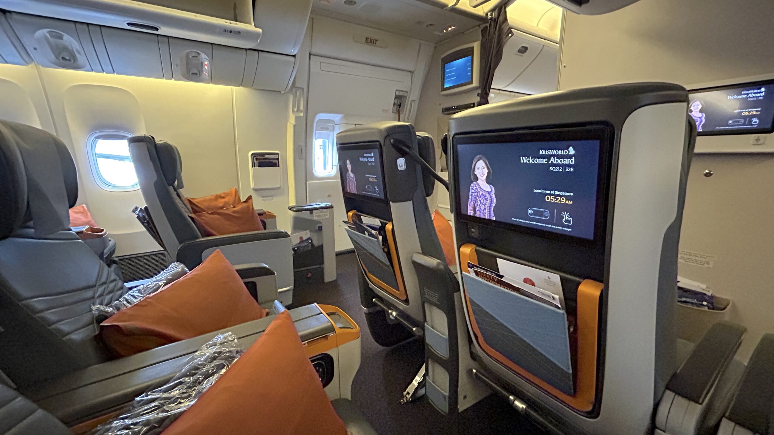 Singapore Airlines Premium Economy A350 Seat Screen Point Hacks by Daniel Sciberras.