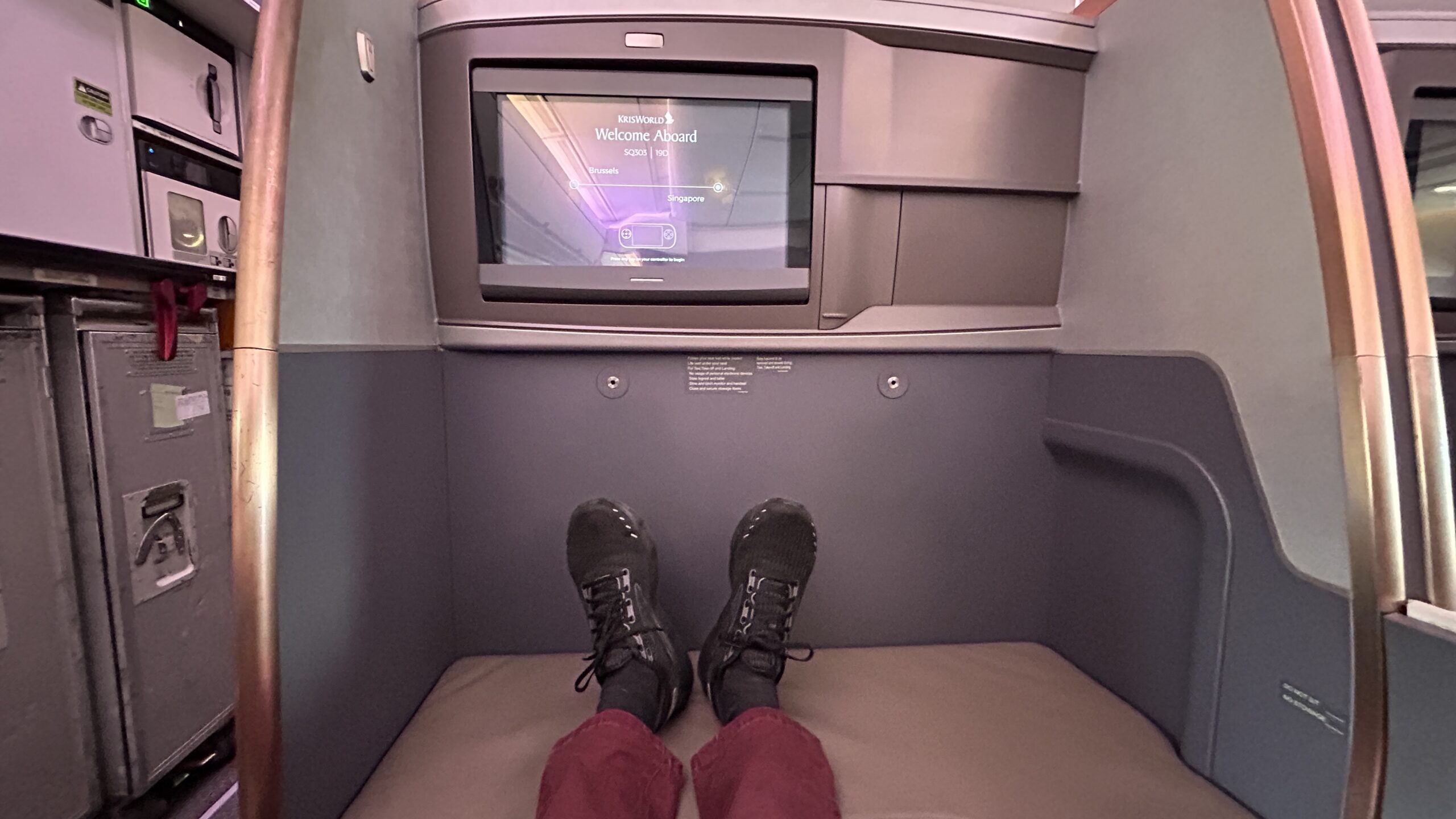 Singapore Airlines A350 Business Class Singapore to Brussels Suite Leg Room Point Hacks by Daniel Sciberras