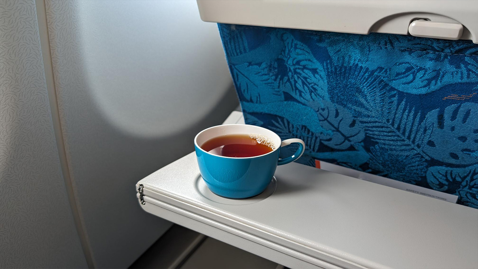 Ceylon tea on SriLankan Airlines