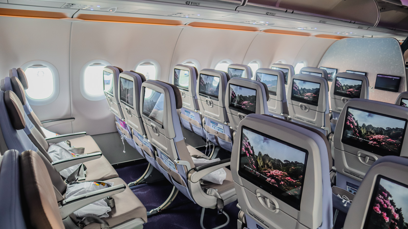 Economy cabin view of China Airlines A321neo