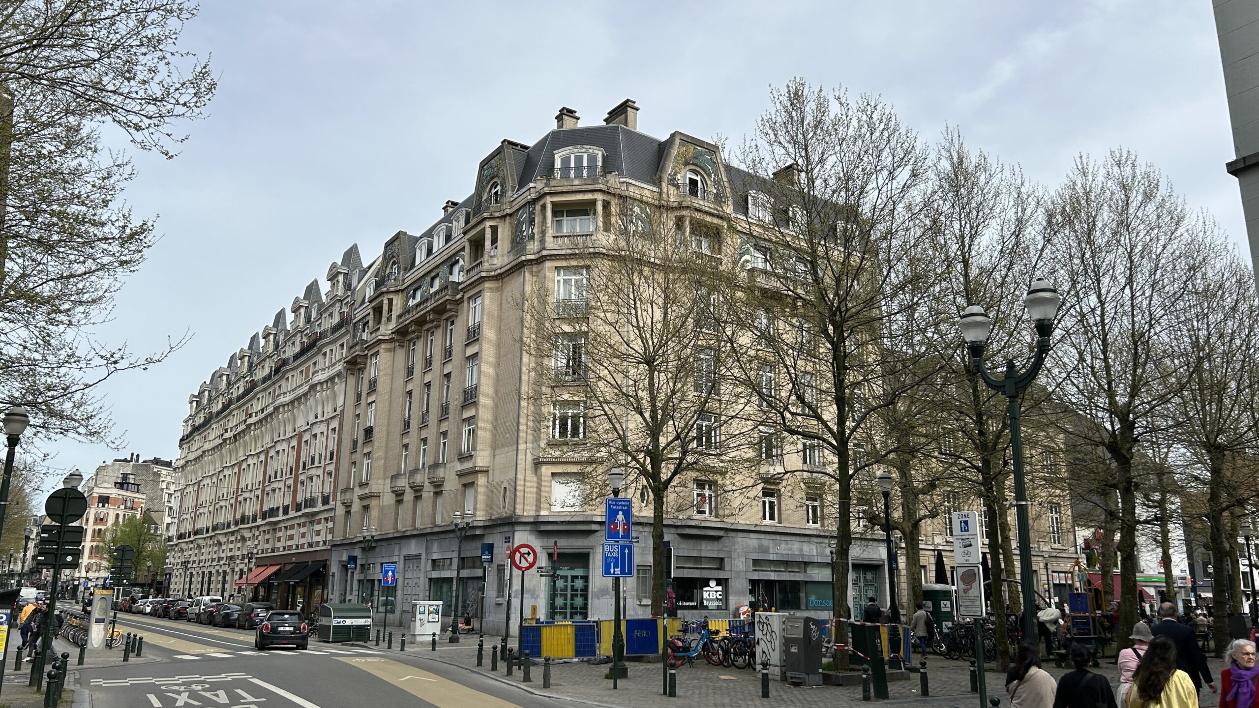 Brussels City Corner Building Point Hacks by Daniel Sciberras