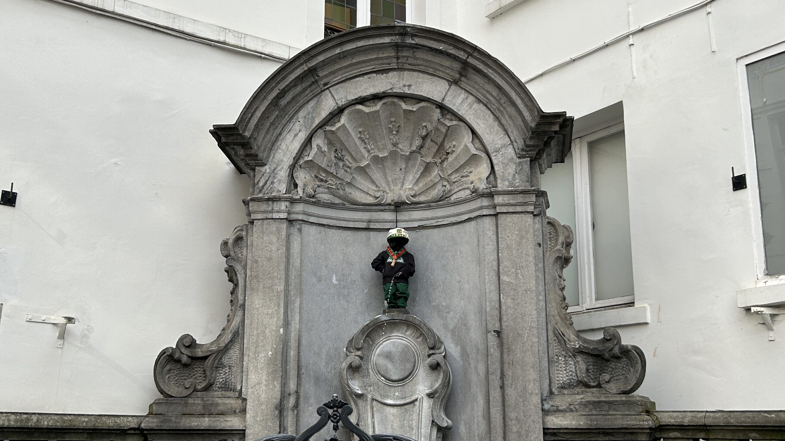 The Mannekin Pis Statue Point Hacks by Daniel Sciberras