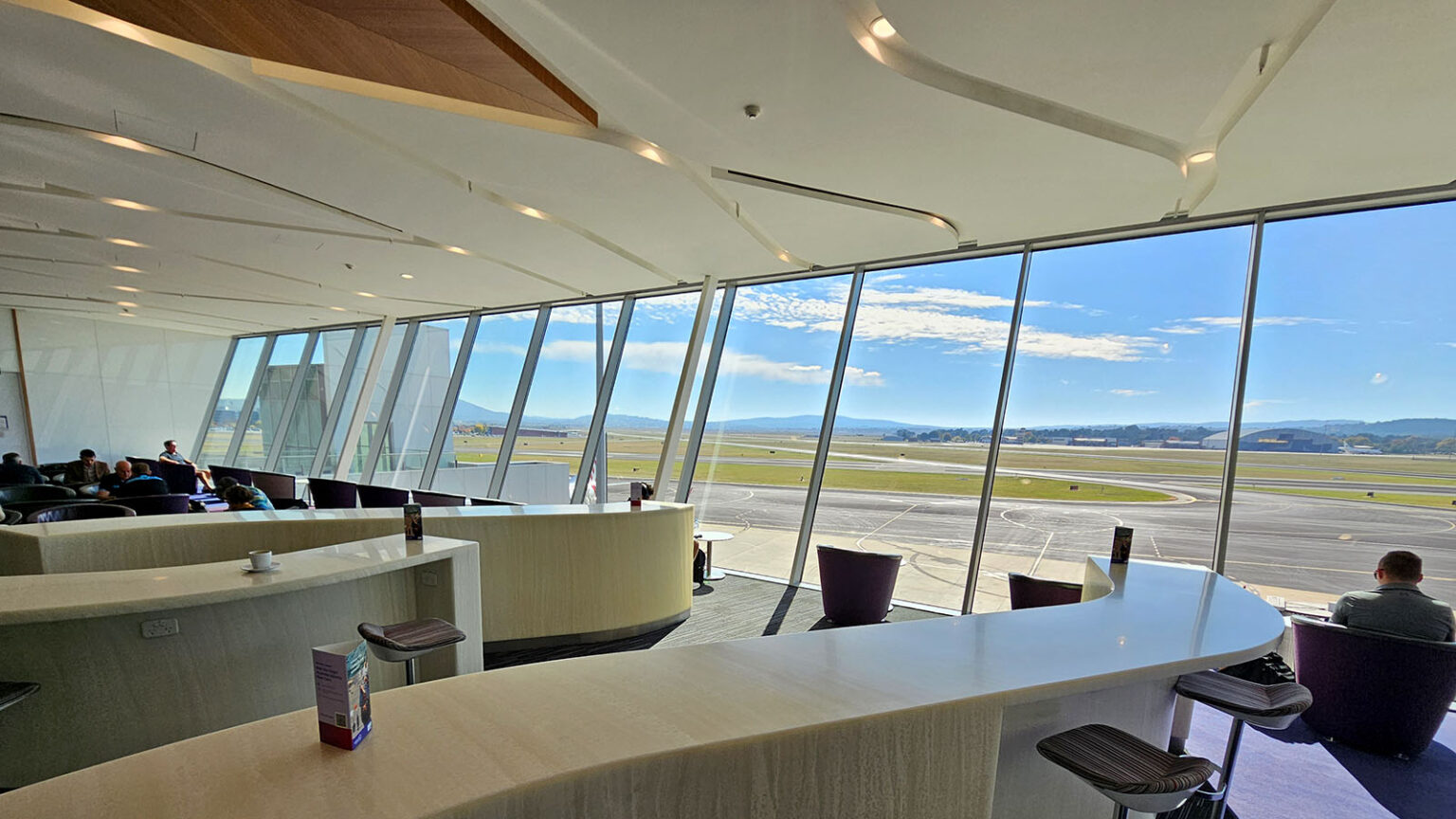 Review Virgin Australia Lounge, Canberra Point Hacks