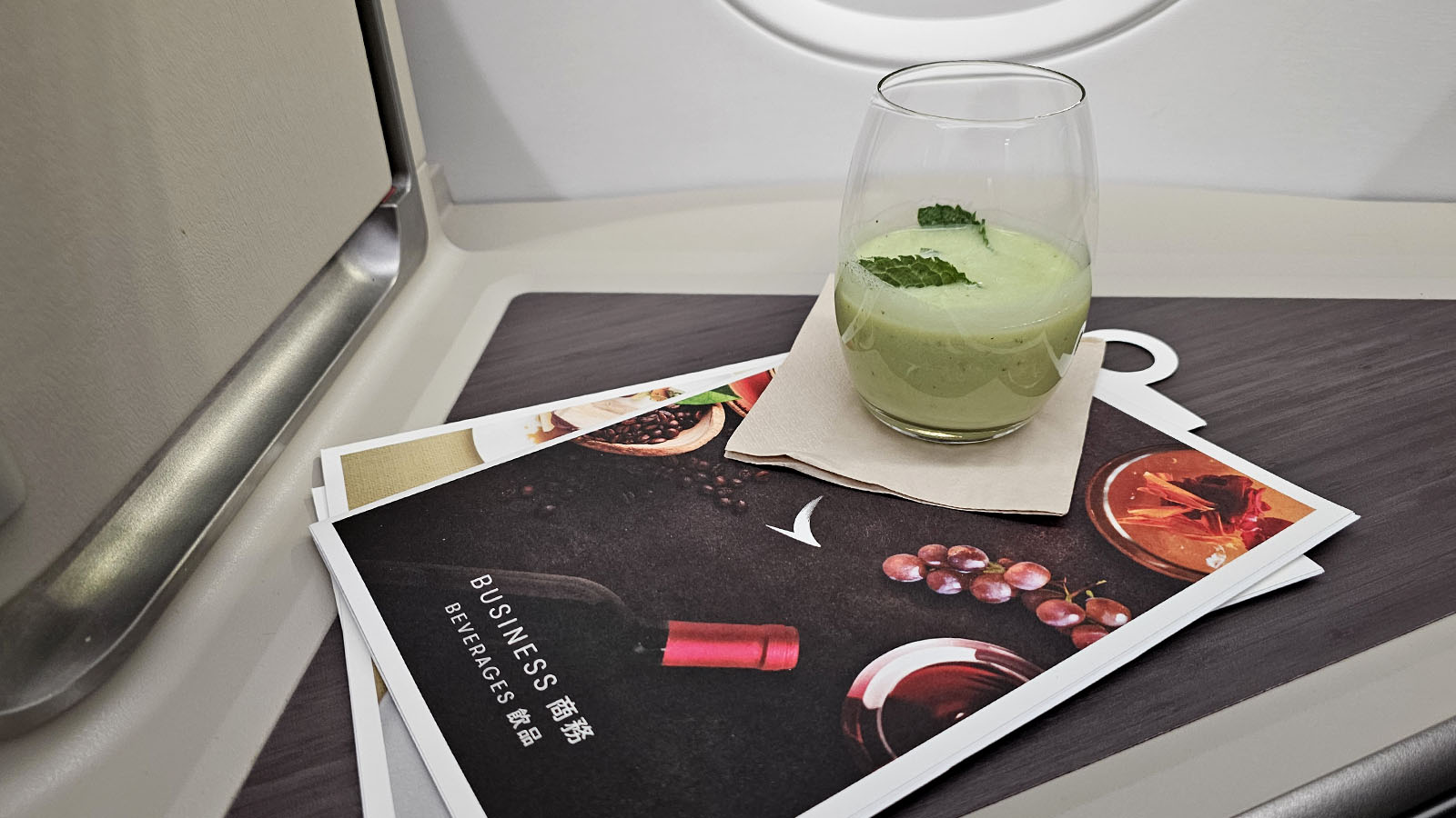 Mocktail in Cathay Pacific Airbus A350 Business Class