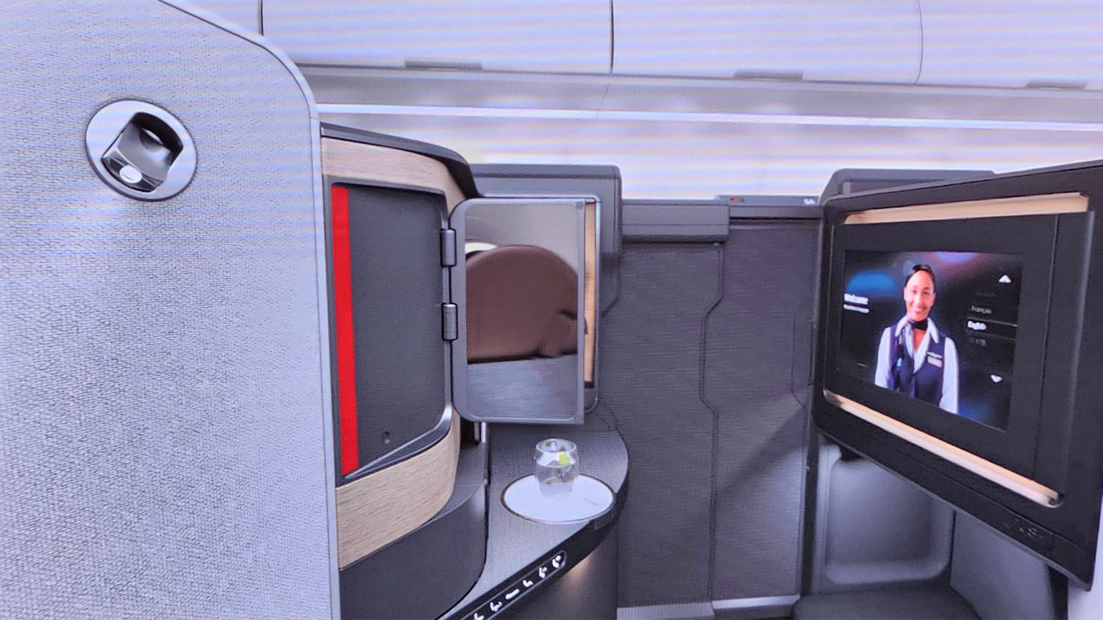 Privacy in the Flagship cabin on AA's Airbus A321XLR