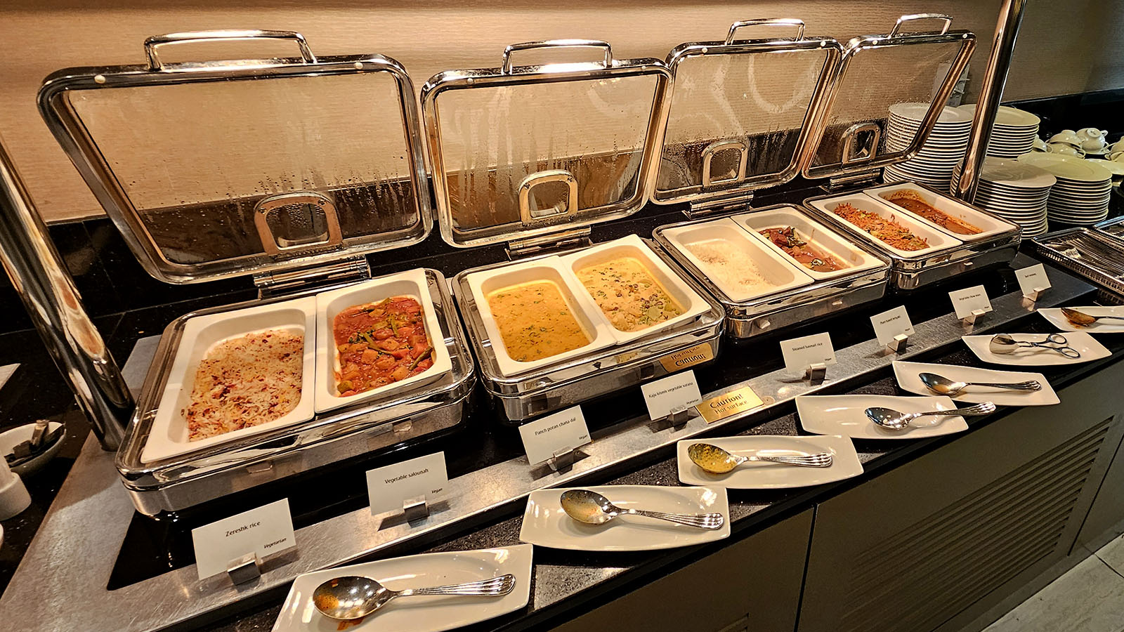 Buffet choices in the Emirates Business Class Lounge, Dubai T3 Concourse C