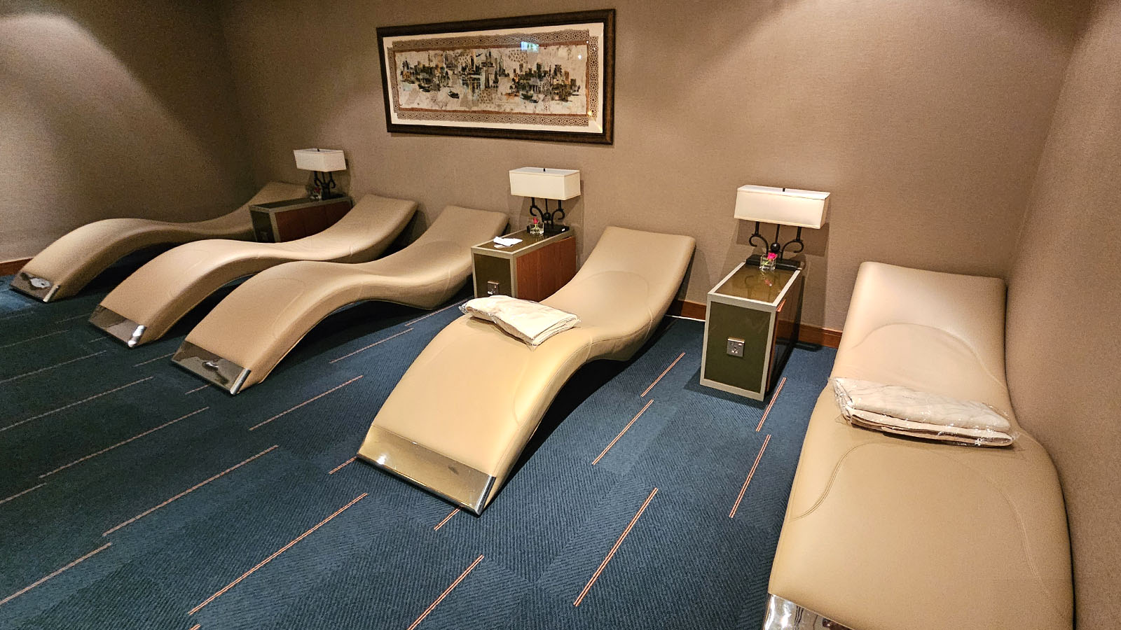 Recliner in the Emirates Business Class Lounge, Dubai T3 Concourse C