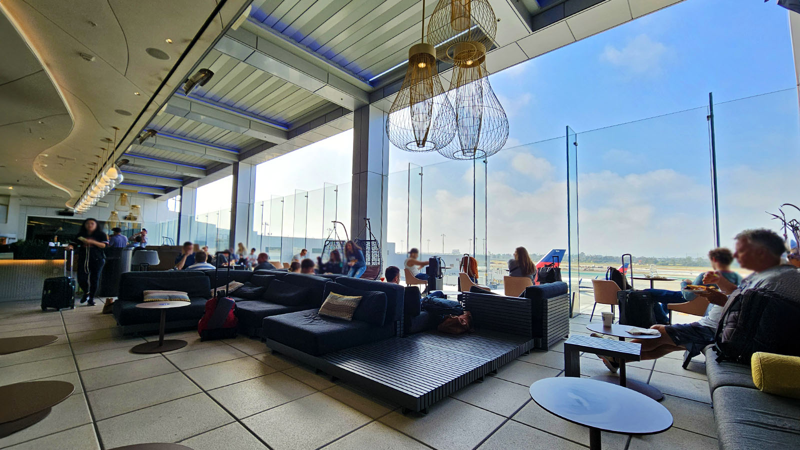 Sun deck at the Delta Sky Club, LAX T3