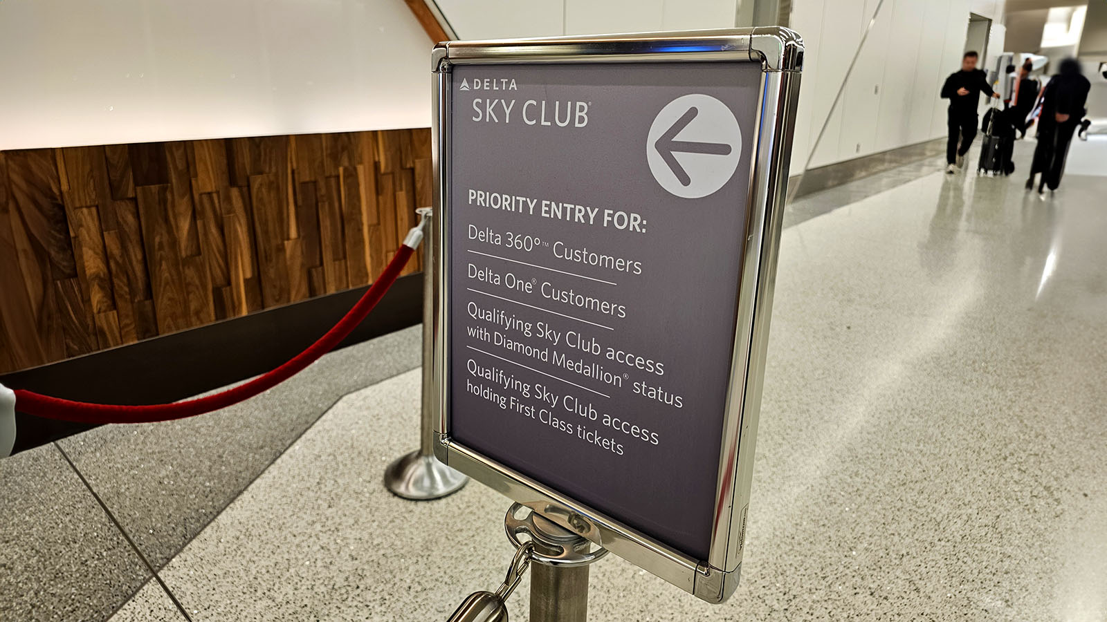 Fast-track entry to the Delta Sky Club at LAX T3