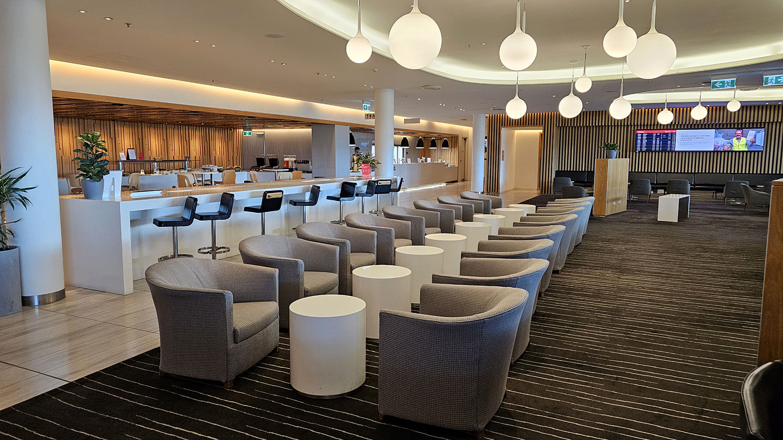 Zoned seating in Canberra's Qantas Club