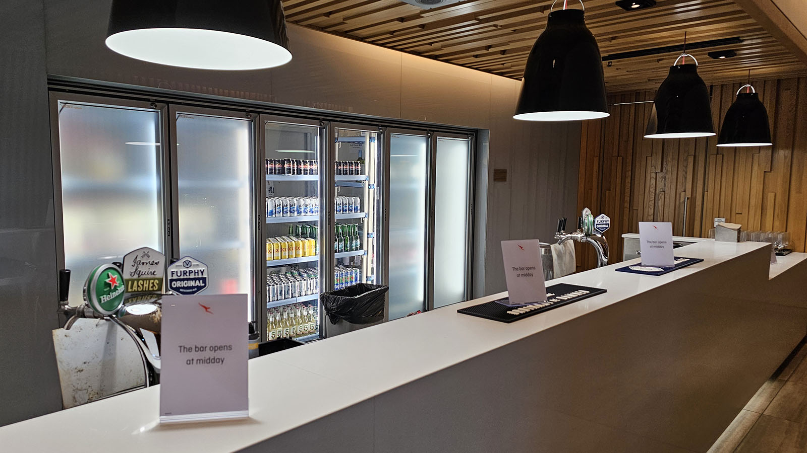 Alcohol in Canberra's Qantas Club