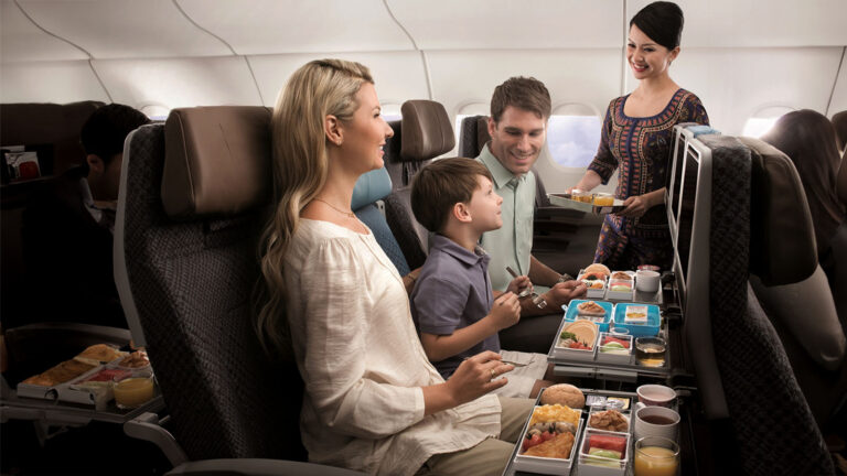 Singapore Airlines plans better Economy meals
