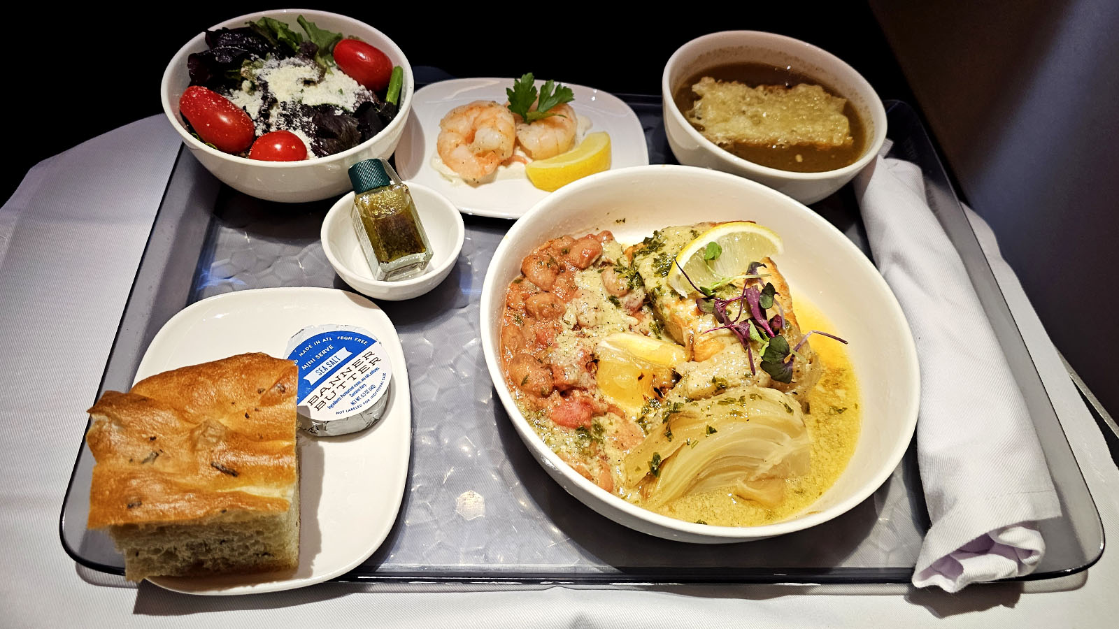 Salmon in Delta One on the Airbus A350