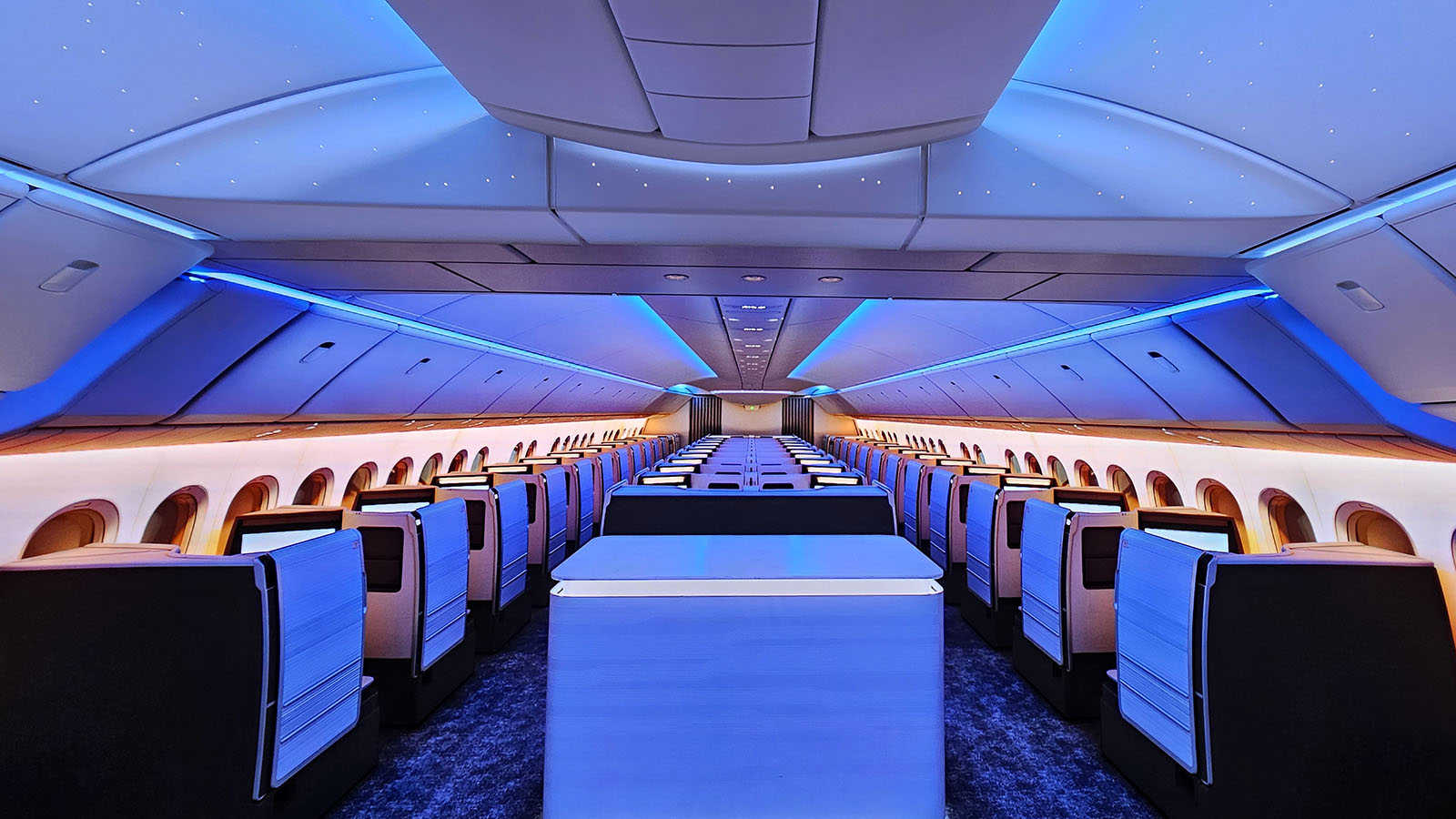 Long cabin view on the Boeing 777X