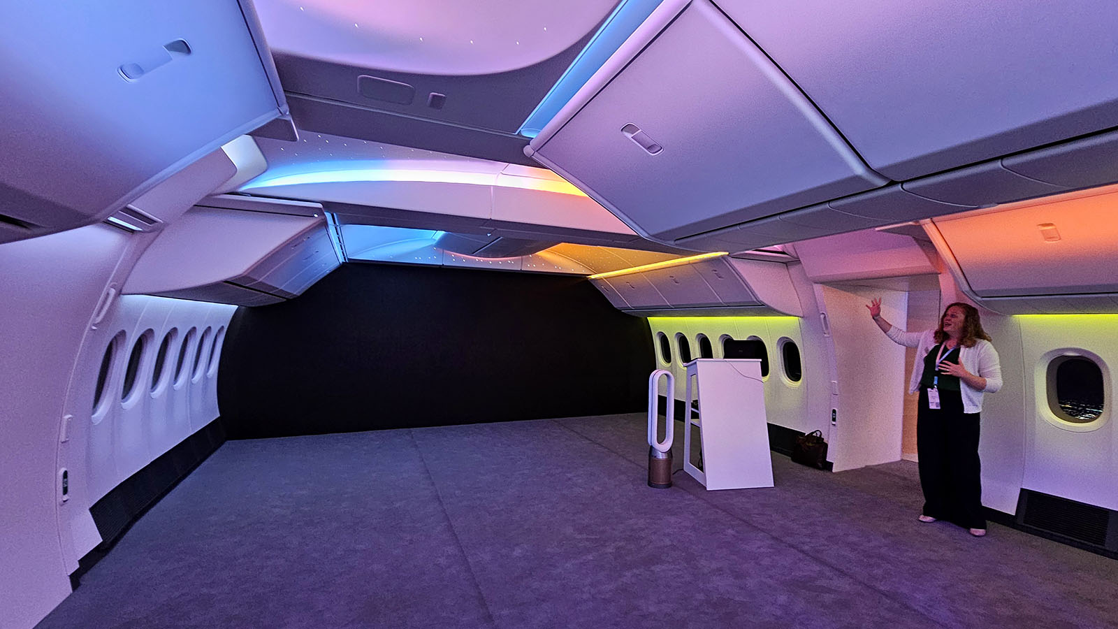 Test lighting on the Boeing 777X