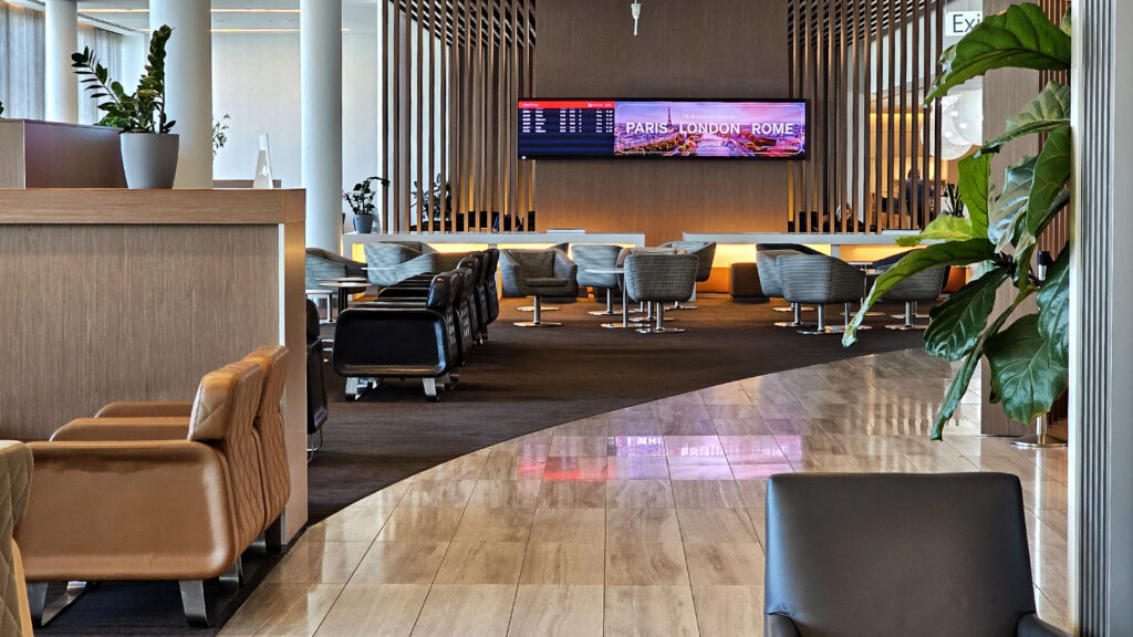 Qantas Domestic Business Lounge, Canberra