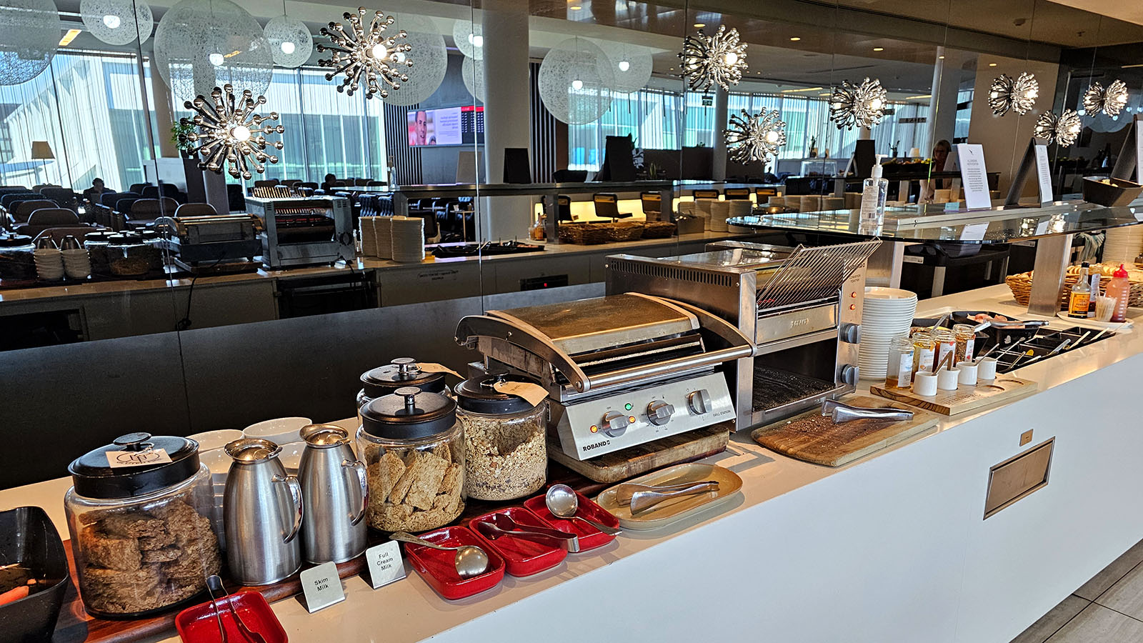 Toaster in the Qantas Domestic Business Lounge, Canberra