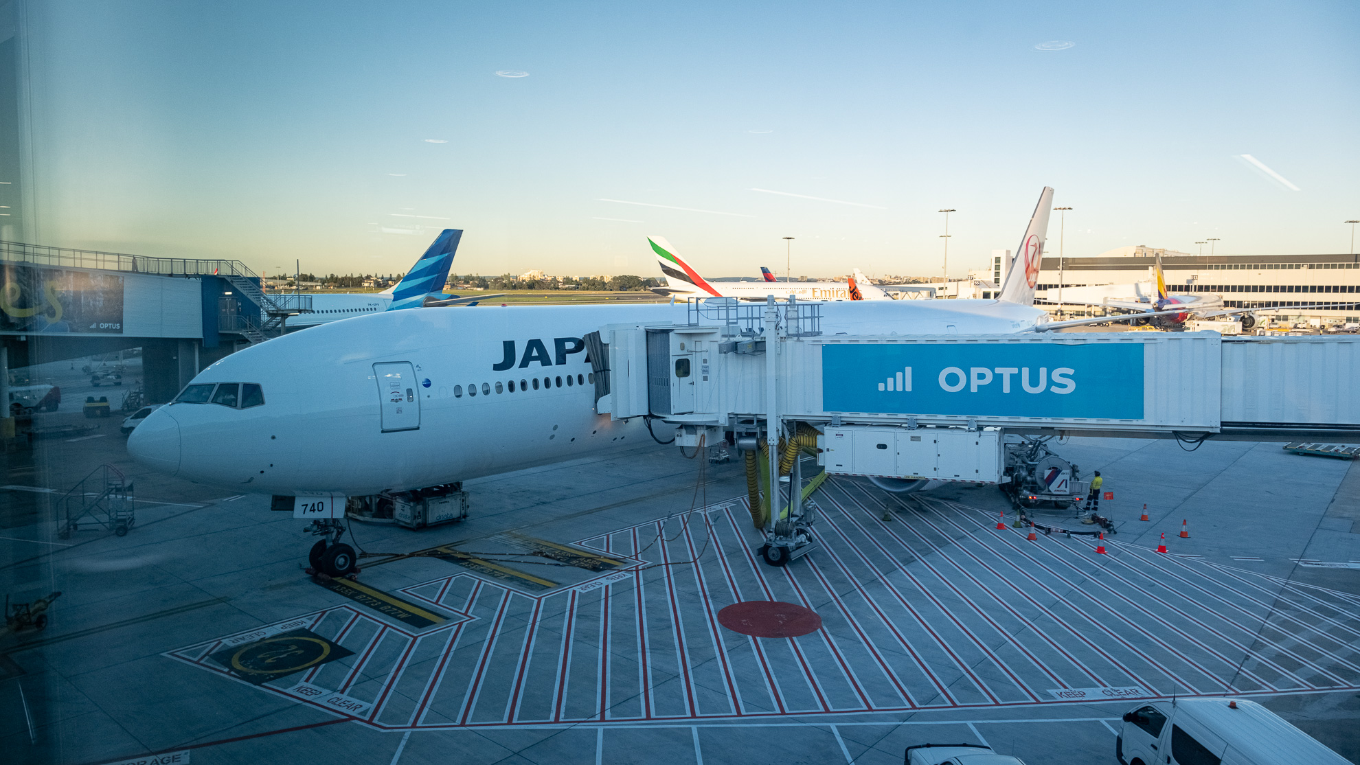 JAL Boeing 777 in Sydney Airport