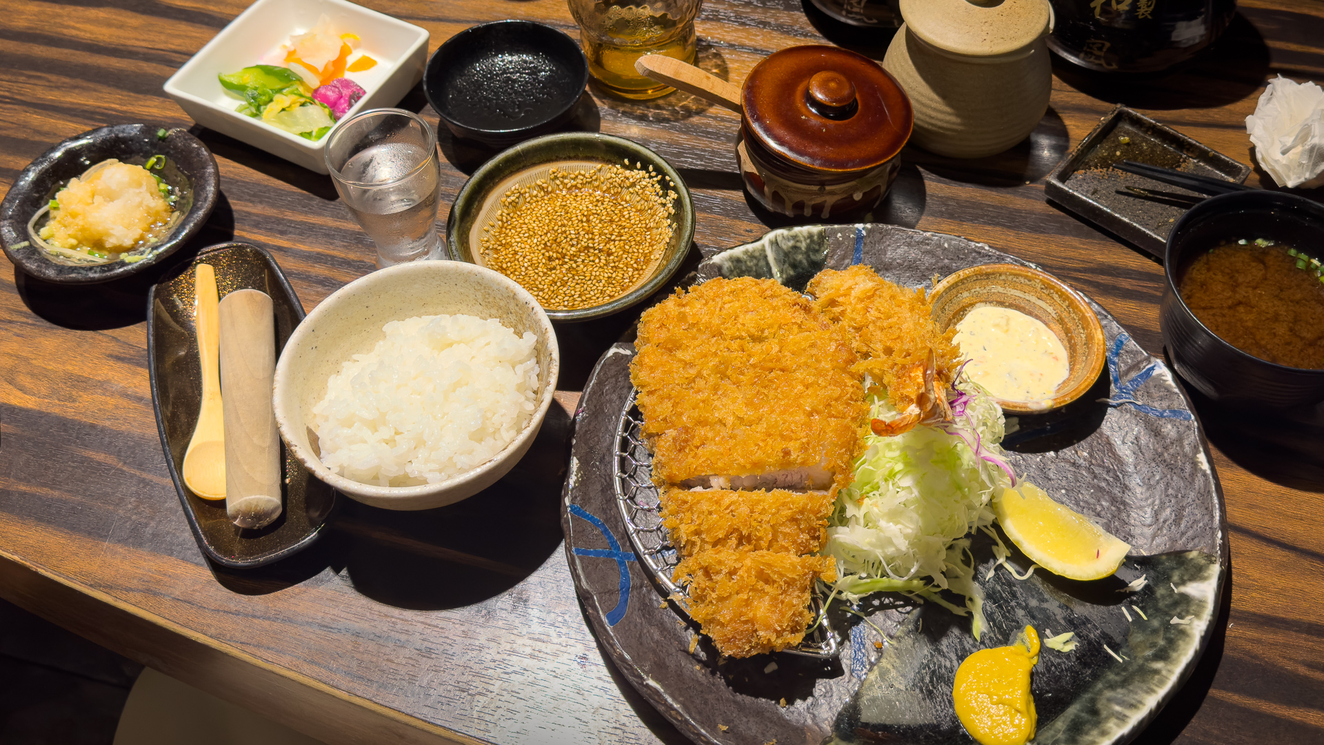 Katsuretsu Tei Shinshigai in Kumamoto, Japan