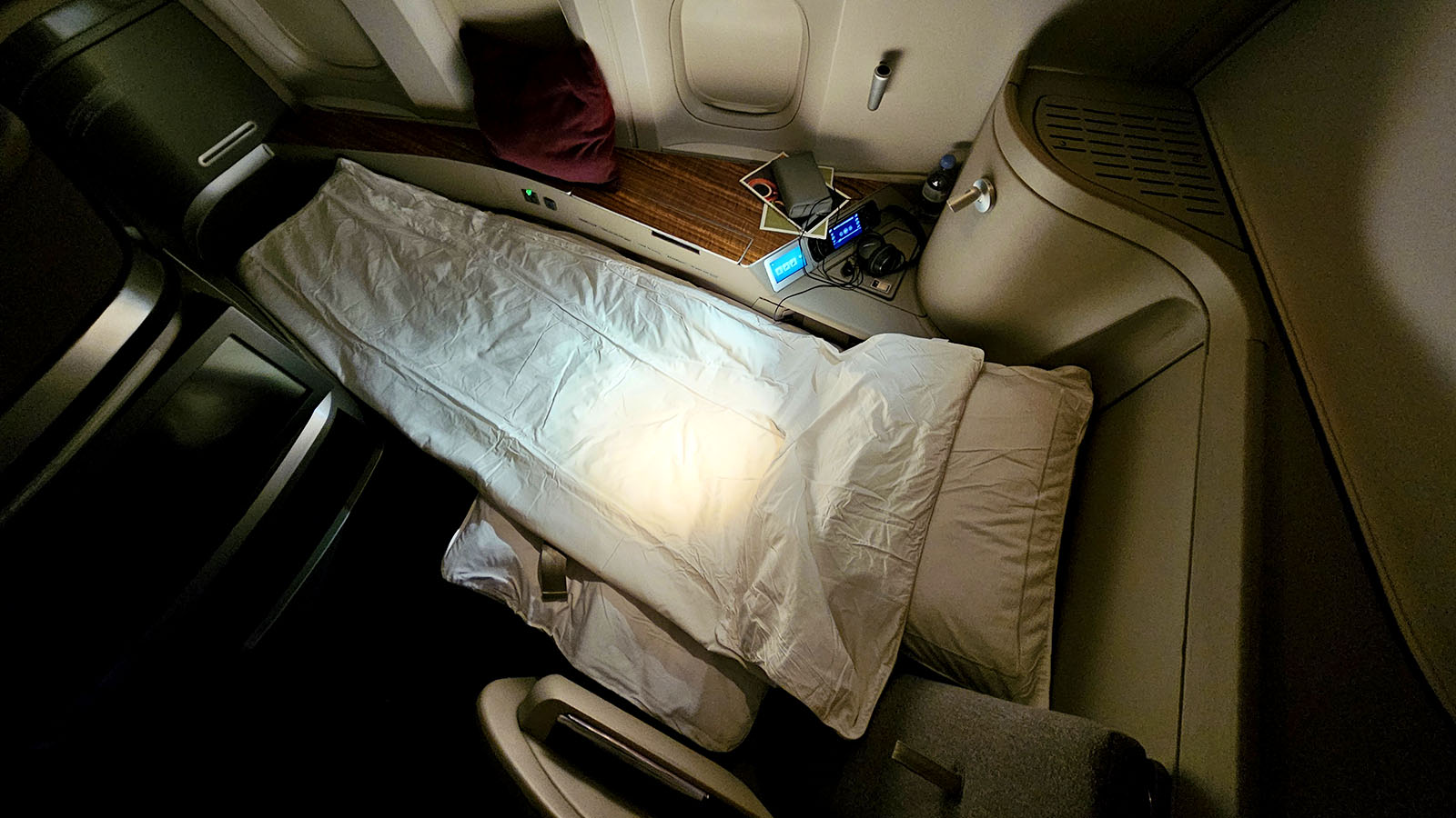 Sleep in First Class on the Cathay Pacific Boeing 777