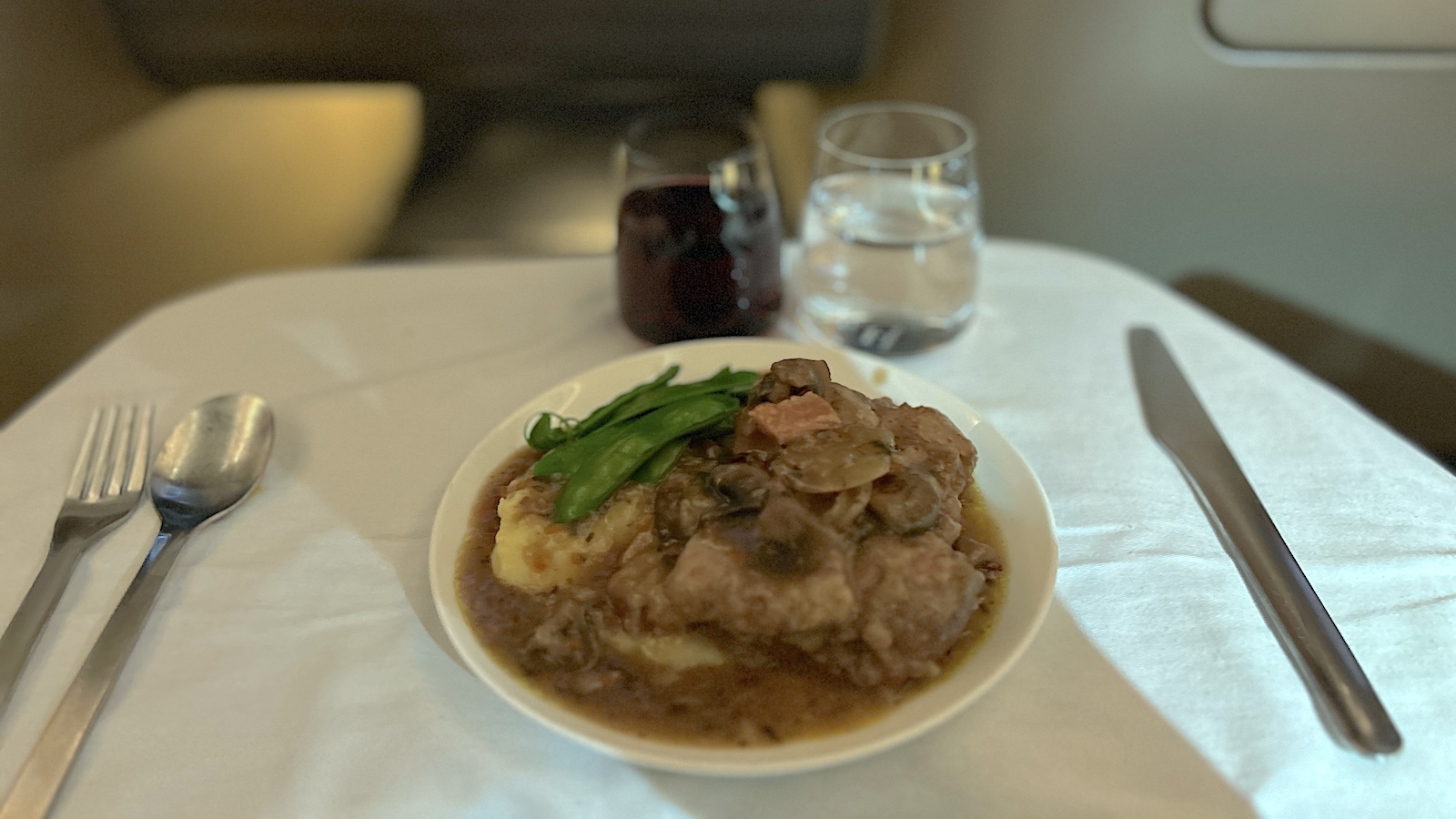 Qantas Perth Paris Business Class Hot Meal Dinner Point Hacks by Daniel Sciberras