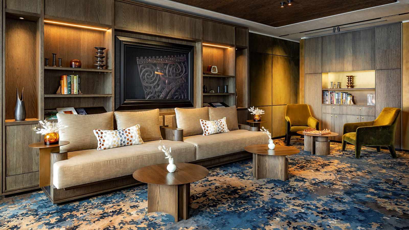 Relax at the InterContinental Auckland Club Lounge