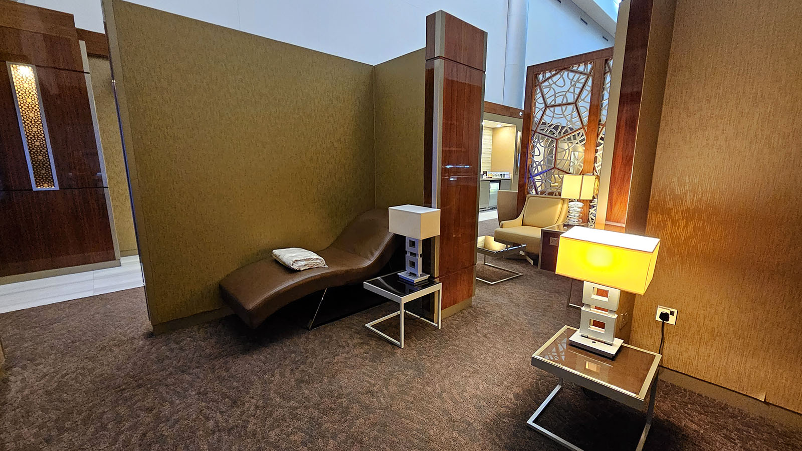 Nap pod in The Emirates Lounge, Dubai