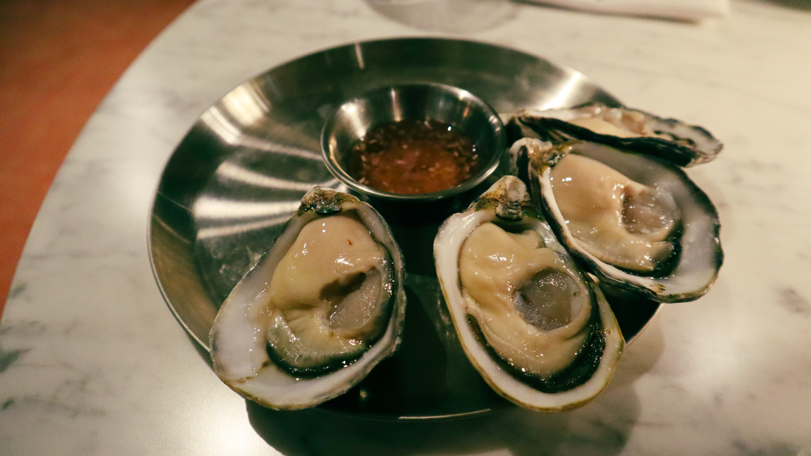 Oysters at Boccata restaurant, Melbourne Airport