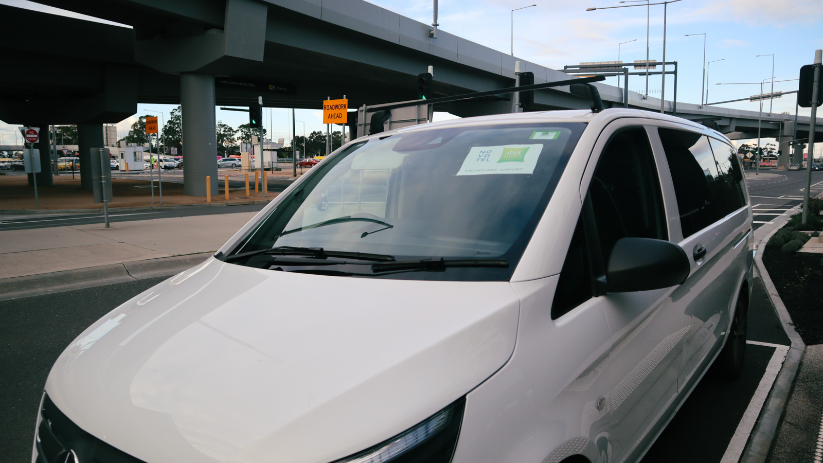 Shuttle bus at ibis and Novotel Melbourne Airport