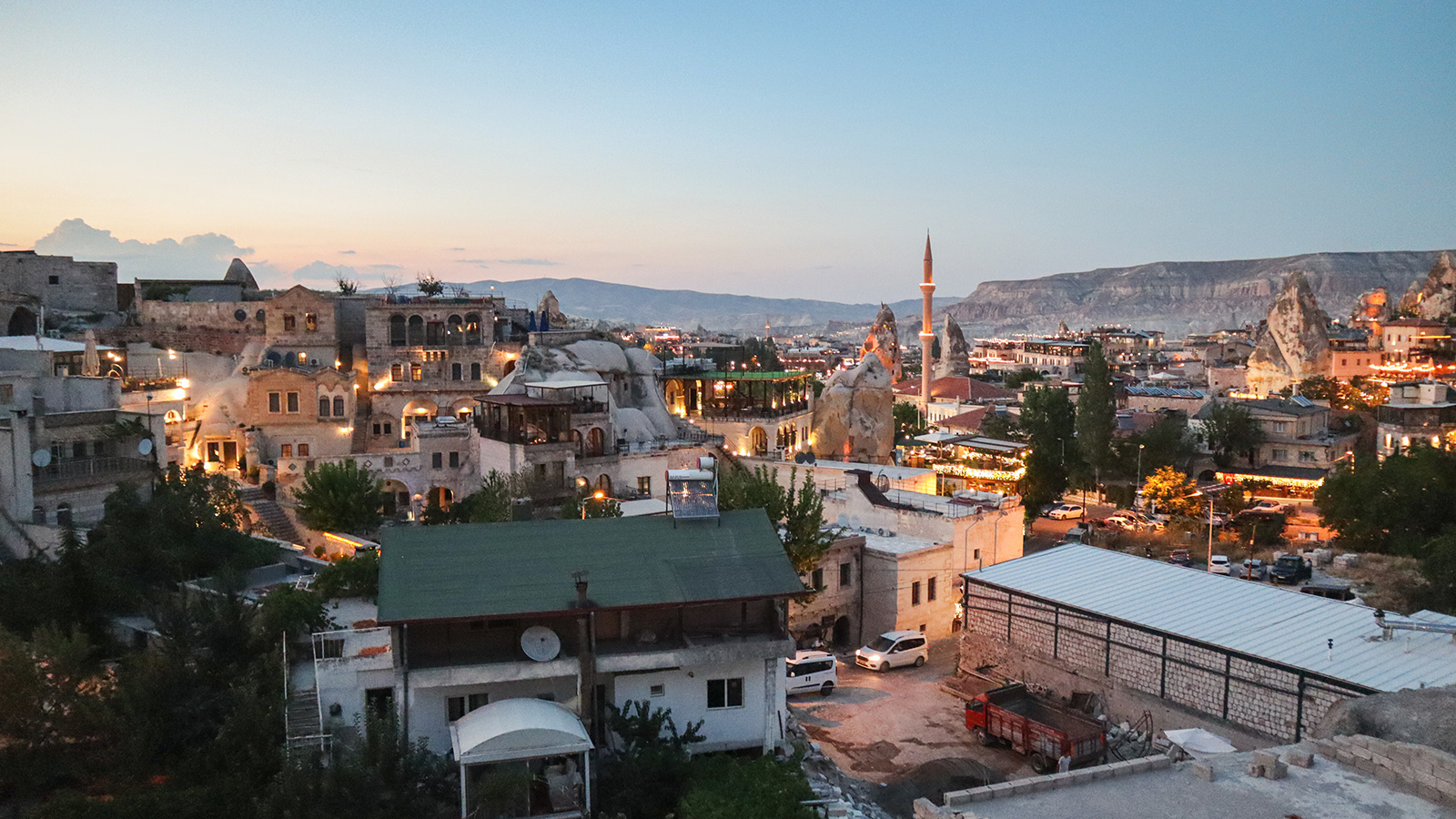 Dusk view at Caverna Hotel Premium Caves, Göreme