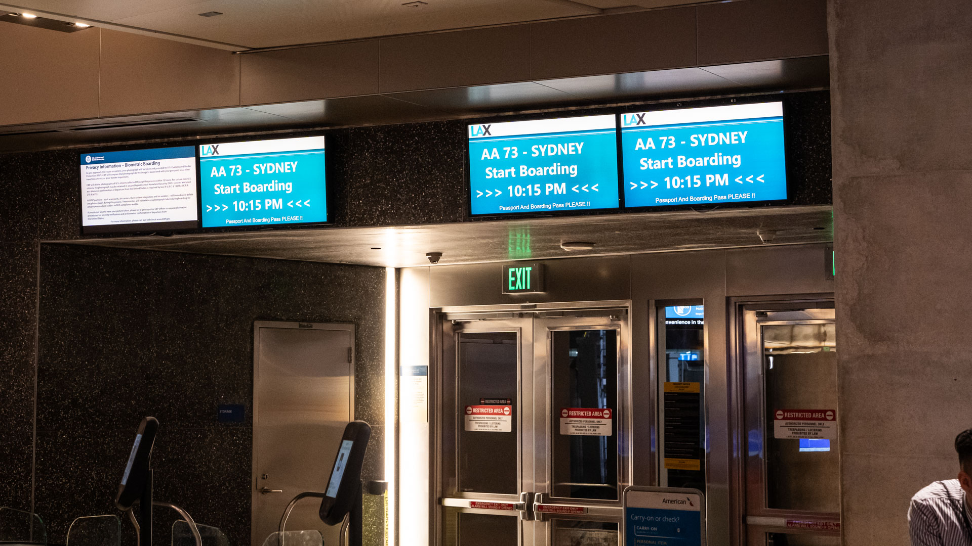 American Airlines Business Class boarding gates