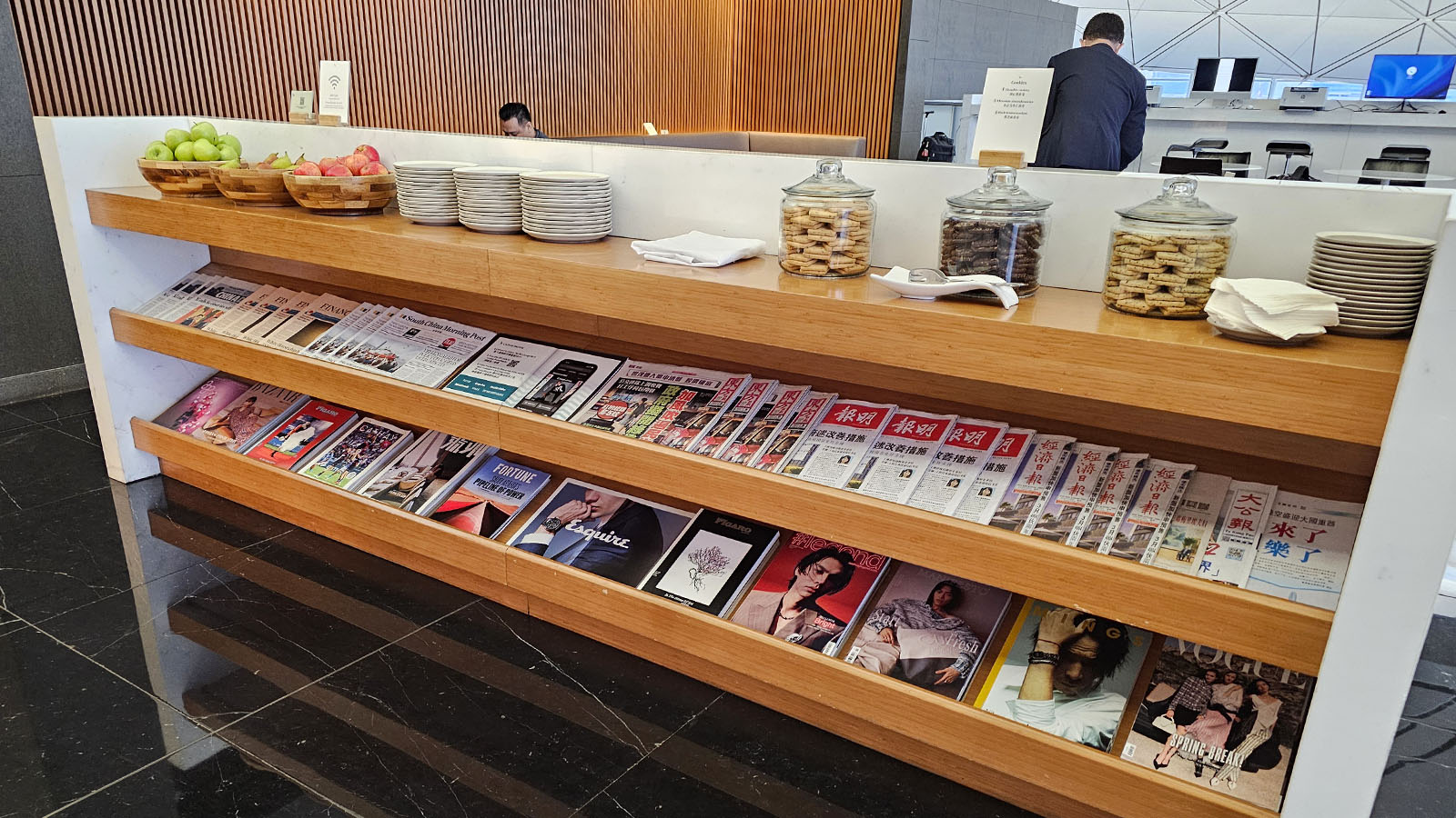 Magazines and newspapers in Cathay Pacific The Wing Business Class