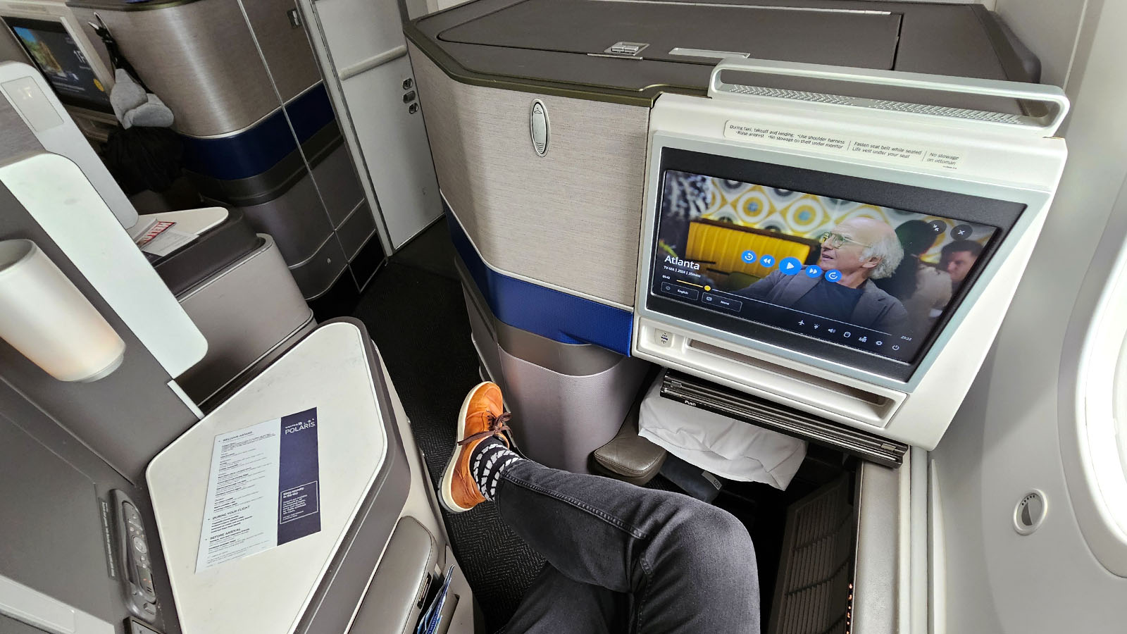 Stretch out in Boeing 787 United Polaris