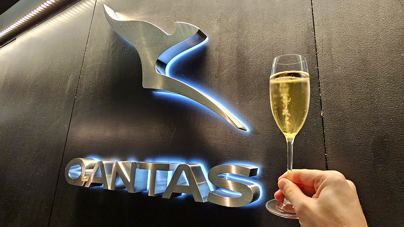 Champagne in the Qantas Hong Kong Lounge - Point Hacks, by Chris Chamberlin