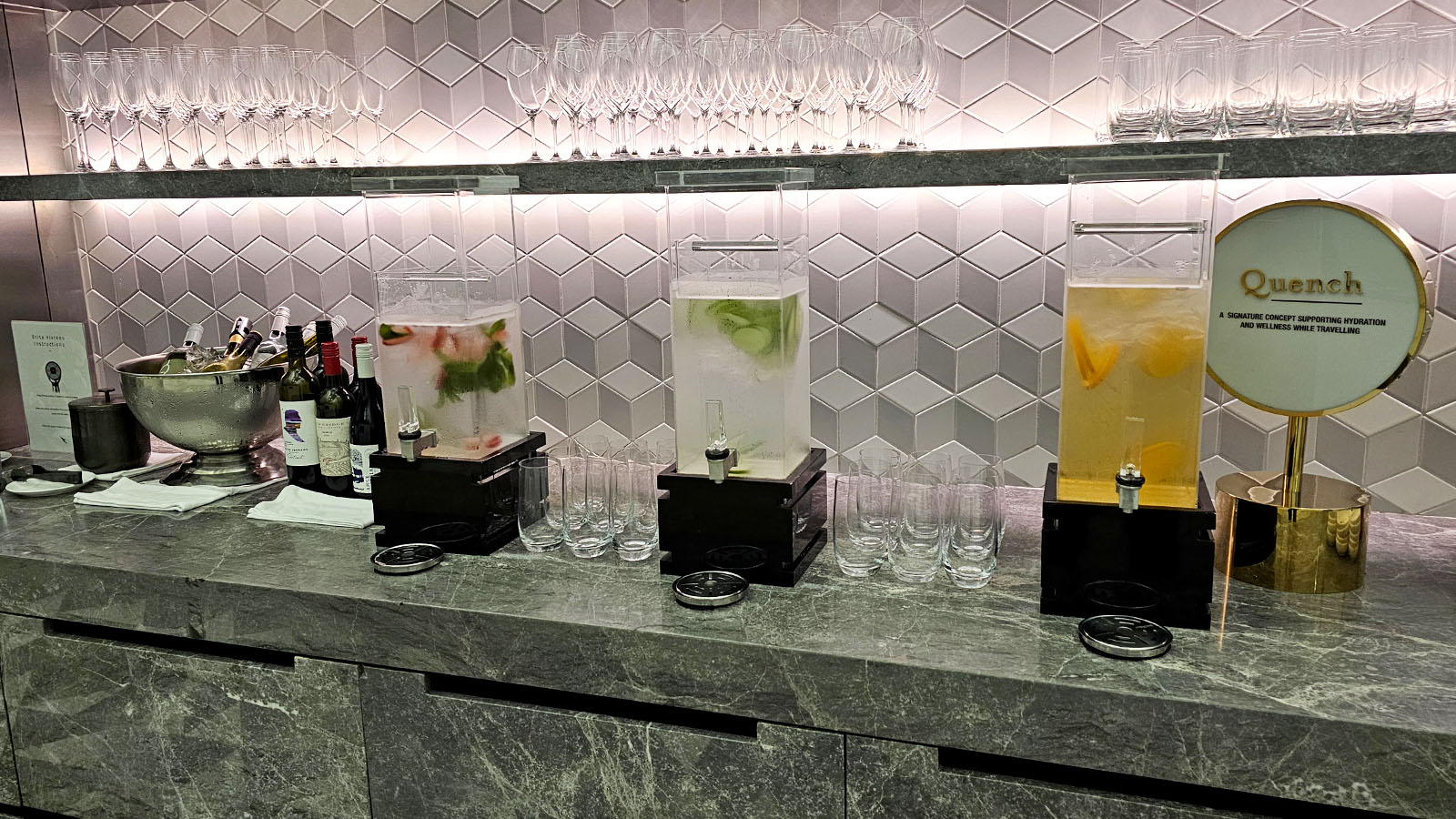 Non-alcoholic drinks in the Qantas Hong Kong Lounge