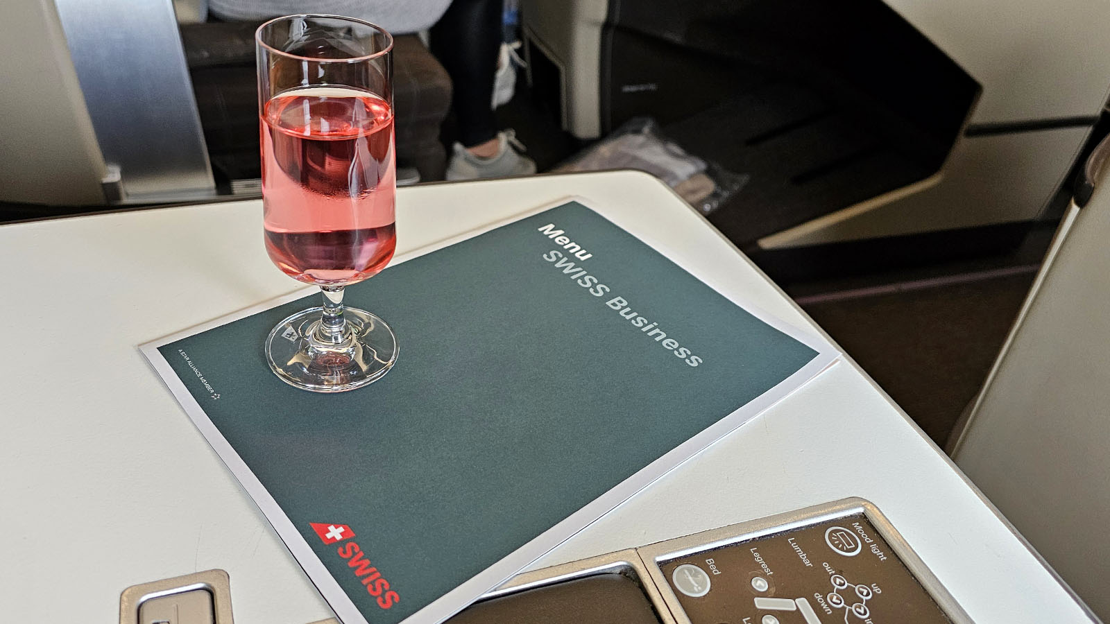 Soft drink in SWISS Airbus A330 Business Class