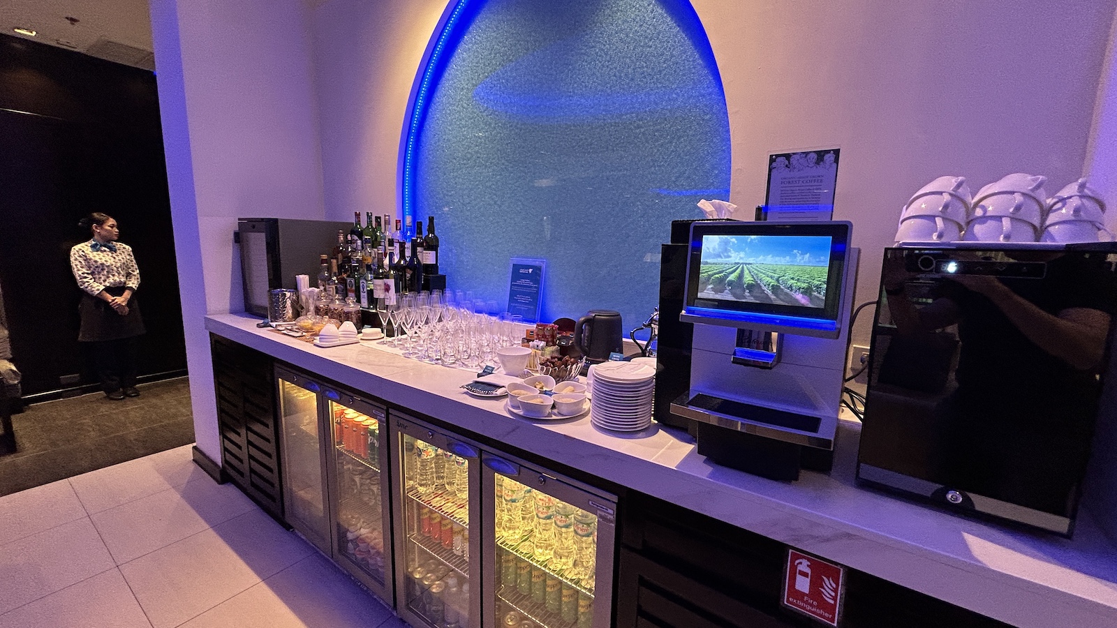 Oman Lounge Bangkok Self-Serve Bar Point Hacks by Daniel Sciberras