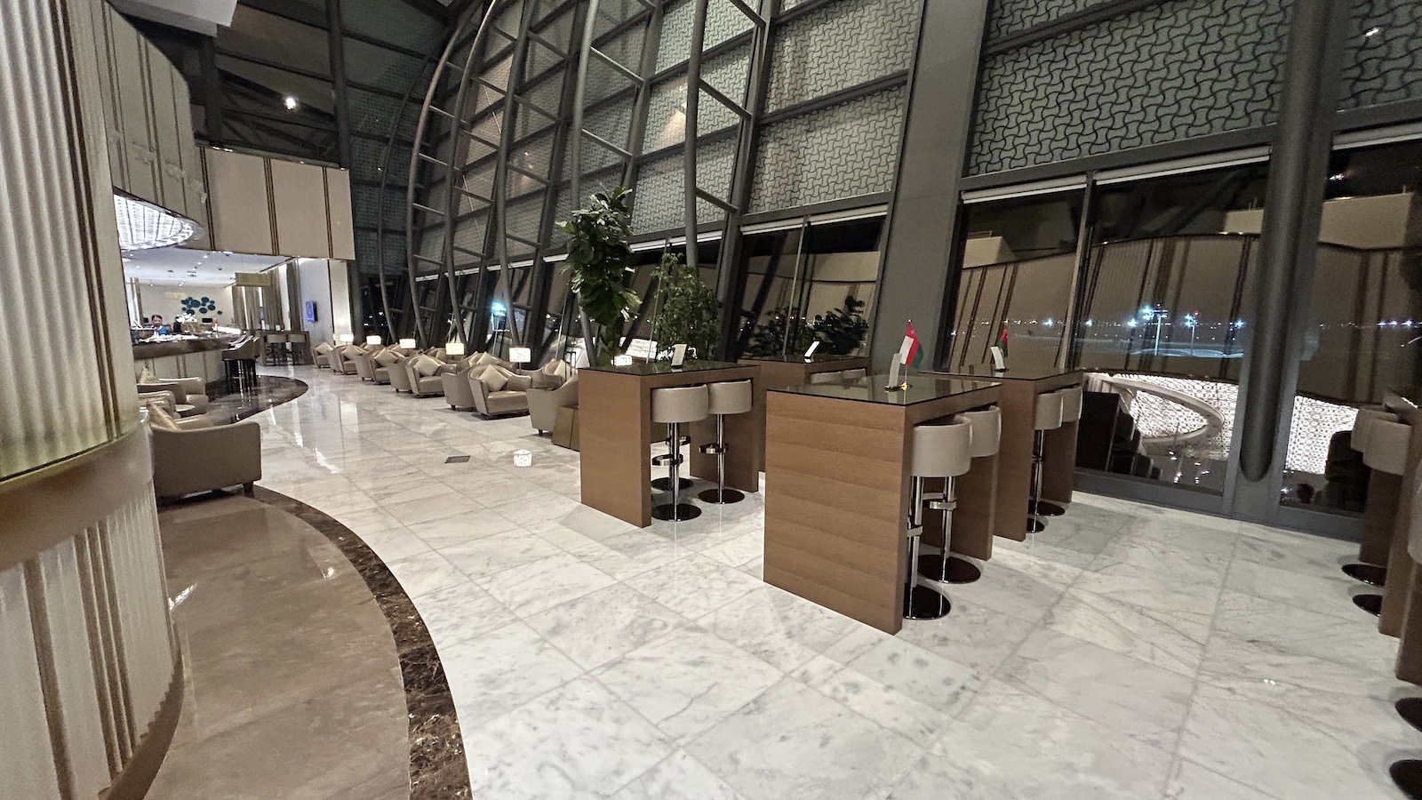 Oman Business Lounge Muscat Main Seating Area Point Hacks by Daniel Sciberras