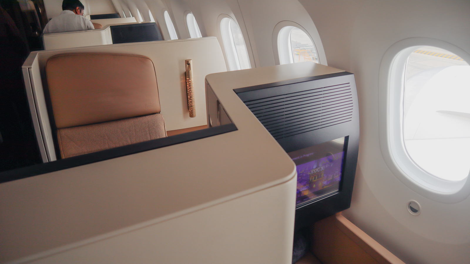 Etihad Boeing 787 Business Studio reverse seating