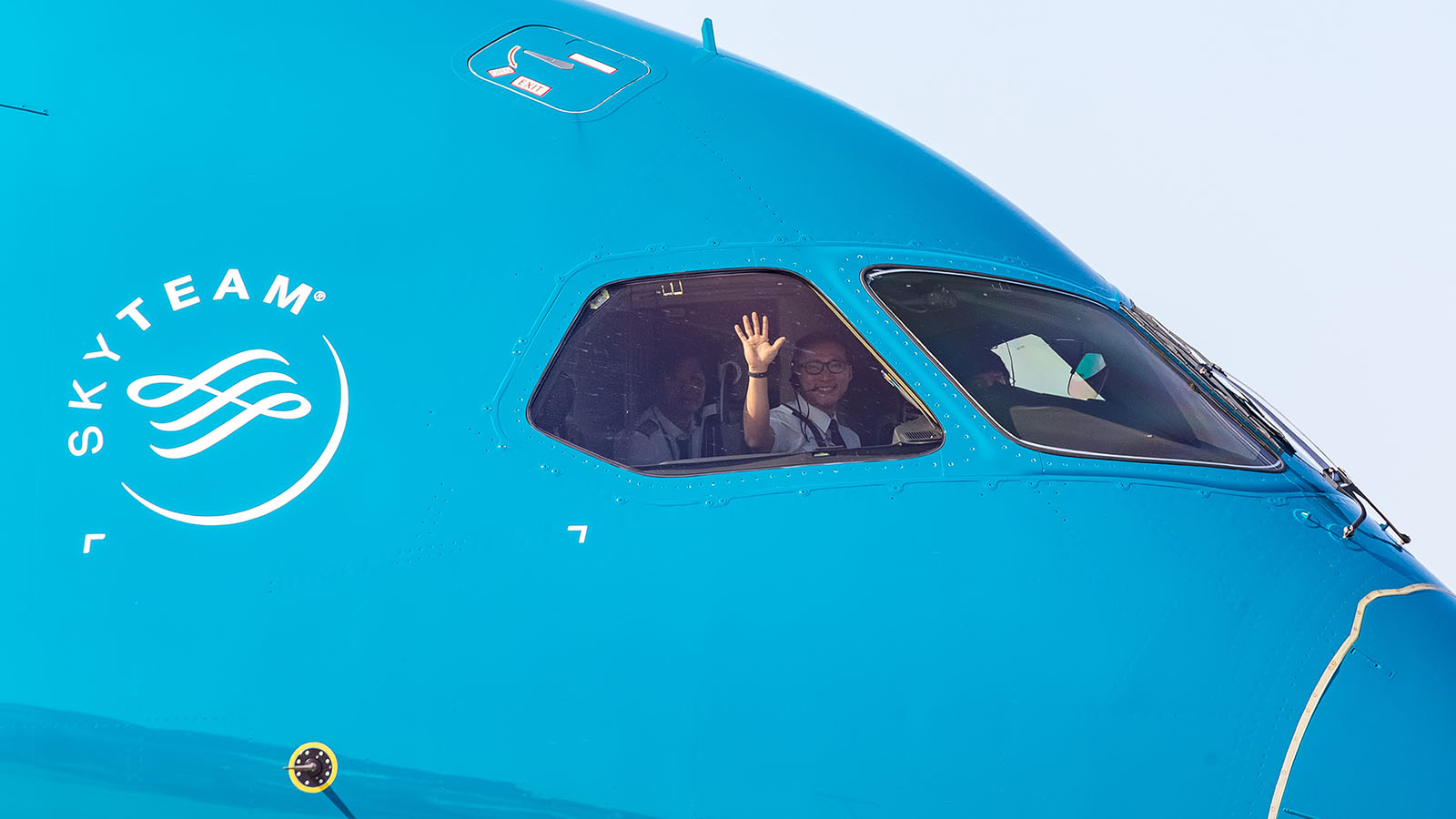 Use Lotusmiles to fly with SkyTeam airlines