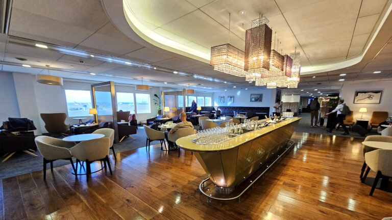 British Airways Galleries First Lounge in LHR T3