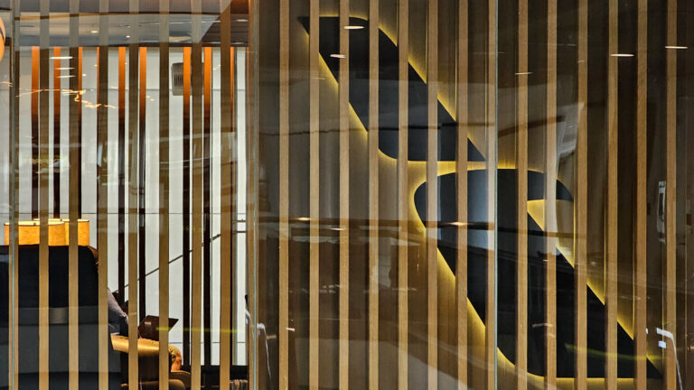 American Airlines Admirals Club in Denver