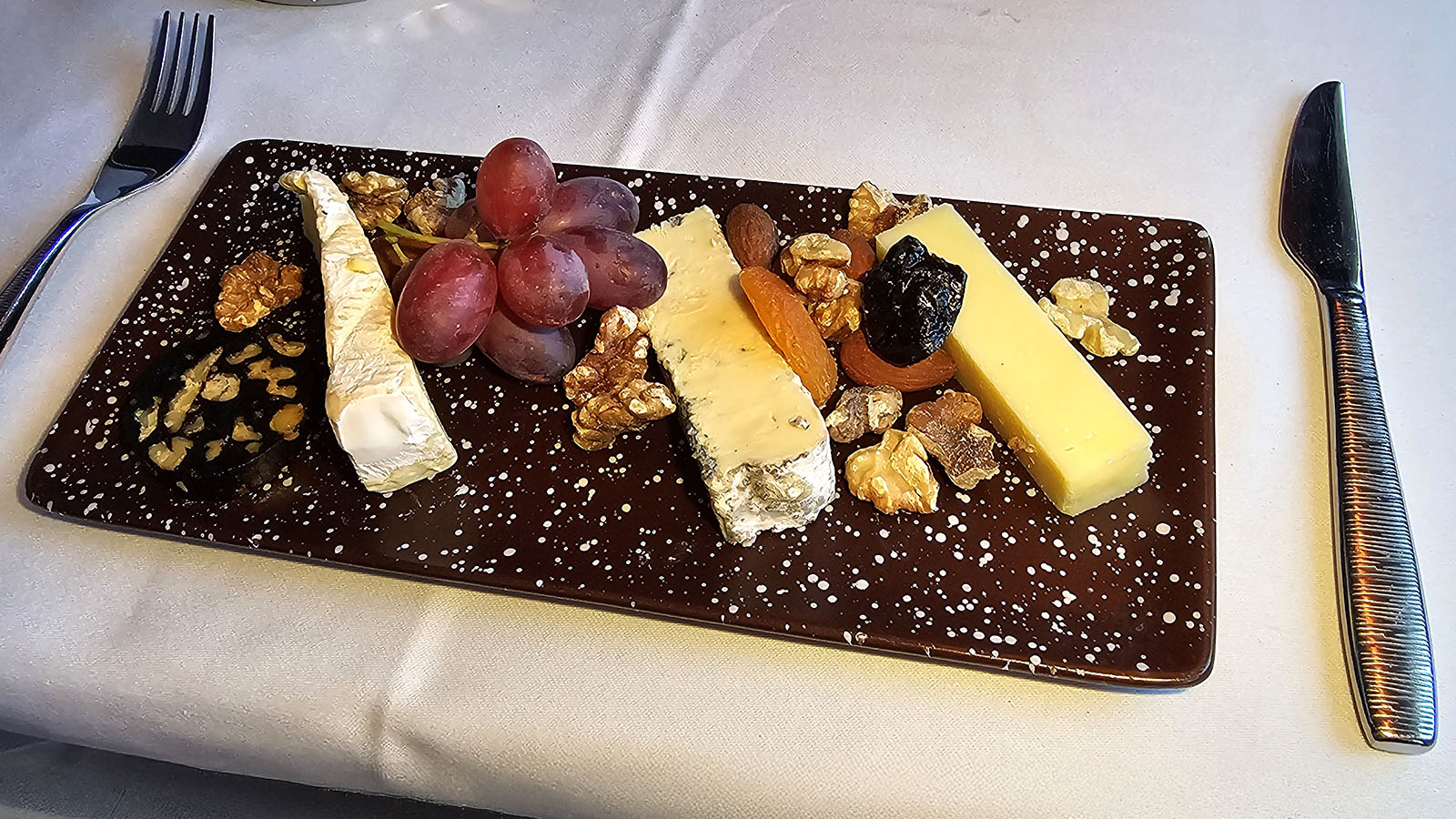 Cheese course in Virgin Australia Qsuite